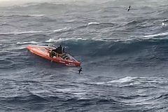 Федор Конюхов поднялся на борт следующего в Китай сухогруза