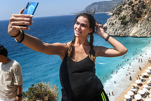 Отдых на майские праздники для россиян подорожал почти наполовину