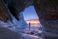 Россиянка описала ресторан на Байкале фразой &laquo;пластиковая посуда и туалет на улице&raquo;