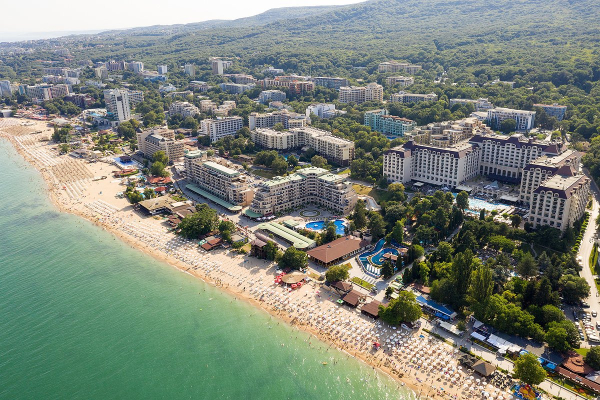 Турист отправился в отпуск и пропал без вести, оставив странное видео. Загадку его исчезновения не могут раскрыть вот уже 10 лет