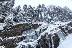 В популярном у туристов регионе России объявили штормовое предупреждение