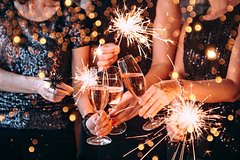 Блогер потеряла сознание на вечеринке в отпуске, лишилась речи и не выжила