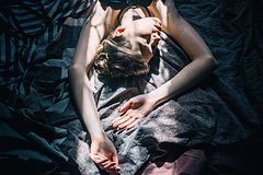 &laquo;Это полноценное сексуальное пробуждение&raquo;. В пустыне в США появился оргазм-ретрит только для женщин. Чему их там учат?