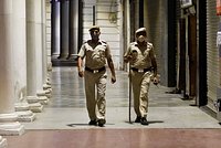 Мужчина в Индии предложил туристке посмотреть город и изнасиловал ее в машине