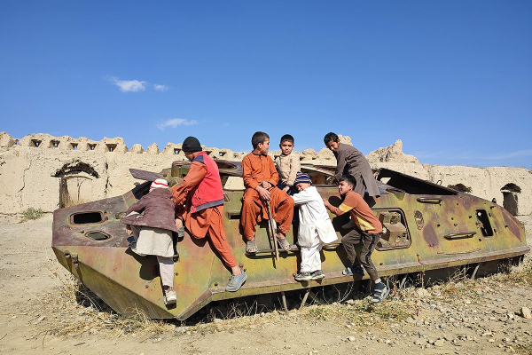 &laquo;Они просто запретили все&raquo; Как сегодня живет Афганистан при талибах и можно ли россиянам попасть туда?