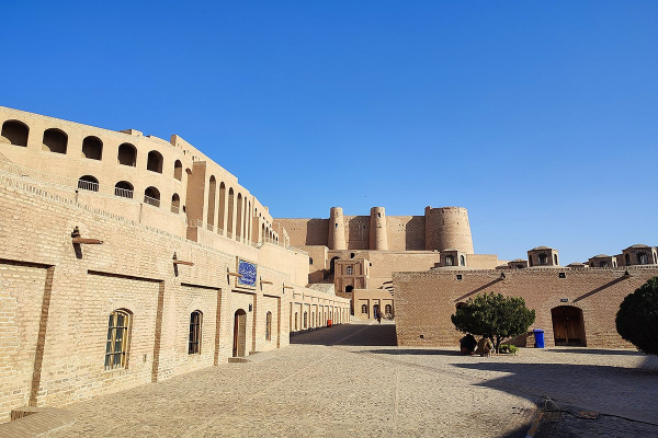 &laquo;Они просто запретили все&raquo; Как сегодня живет Афганистан при талибах и можно ли россиянам попасть туда?