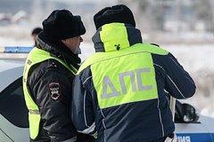 Пьяный российский водитель спрятал автомобиль от полиции на дне реки
