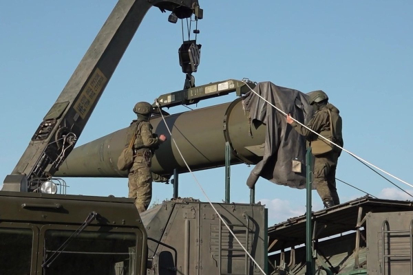 Россия несколько раз атаковала Украину за ночь. По регионам ударили ракетами, дронами-камикадзе и авиабомбами