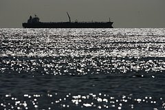 Стоимость нефти Brent опустилась