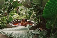 Туристка отправилась в &laquo;оргазмический&raquo; секс-ретрит и раскрыла подробности происходящего