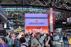 В аэропорту Москвы объявили тревогу из-за поломки самолета