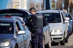 Возвращавшаяся домой россиянка рассказала о столпившихся на границе немцах