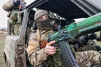 Зеленский пригрозил ударом по параду Победы в Москве. На что он рассчитывает?