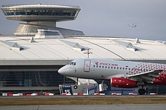 Аэропорт Внуково начал восстанавливать штатный режим работы после ограничений