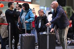 Авиакомпании начали массово отменять рейсы в Москву