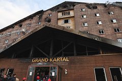 Фигурантам дела о пожаре в турецком отеле запросили почти по 2 тысячи лет тюрьмы