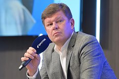 Губерниев пристыдил посетовавшую на зарплату Большунова в 140 тысяч рублей Вяльбе