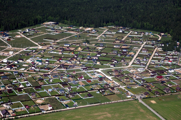 Россияне могут получить дачу и землю бесплатно. Что для этого нужно?