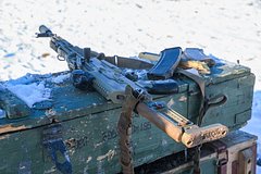 Вступило в силу объявленное Путиным трехдневное перемирие, приуроченное ко Дню Победы. Россия готова ответить на провокации Киева