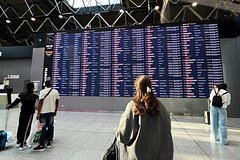 Больше полусотни туристов прилетели в Москву из Антальи без багажа