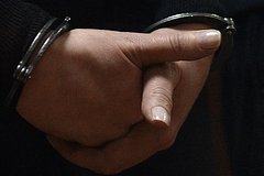 Брошенного россиянкой в туалете турецкого аэропорта младенца доставили в Россию