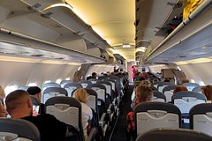 Летевшие в Москву рейсы приземлились в других аэропортах