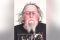 Мужчина расправился со стюардессой в США и скинул ее тело с моста