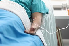 Турист подхватил опасную инфекцию в грязном отеле Турции и впал в кому