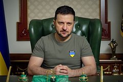 Зеленского позвали в Гаагу