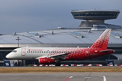 Аэропорт Внуково приостановил прием и отправку самолетов