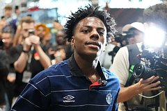 Американский блогер-миллионник приедет в Россию