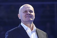 Миллионы рублей из бюджета потратили на дачу и баню сына бывшего замминистра обороны. Здания оформили как часть парка &laquo;Патриот&raquo;