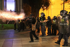Пассажирский самолет час провисел в воздухе над Петербургом и улетел в Москву