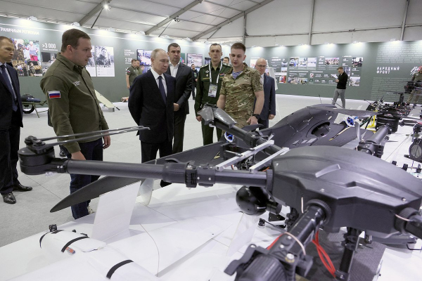 Путин закончит СВО в одном случае, считают на Западе. Что это за условие и как оно связано с угрозами Трампа?