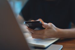 Россиянам объяснят правила защиты денег от мошенников