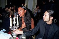 Российский аэропорт нарвался на проверку из-за платных кабинок для курильщиков