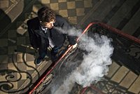 Российский аэропорт нарвался на проверку из-за платных кабинок для курильщиков