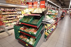 Туристка побывала в самой дорогой стране Европы и раскрыла цены на продукты