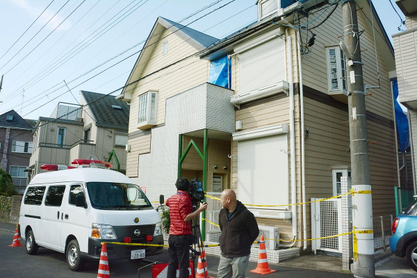В Японии казнили опасного маньяка по прозвищу Твиттер-киллер. Кем он был и почему его дом окрестили &laquo;домом ужасов&raquo;?