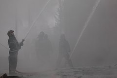 В Курской области после удара беспилотника загорелся склад