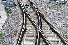 Четыре российских поезда задержались из-за падения обломков БПЛА