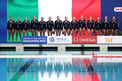 Итальянских пловчих задержали в Сингапуре за кражу