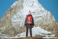 К застрявшей на горе альпинистке Наговициной решили направить дрон