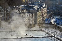 Мужчину-модель и его друга нашли бездыханными в бассейне сотрудники греческого отеля