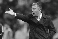 Победитель Лиги чемпионов умер в 53 года