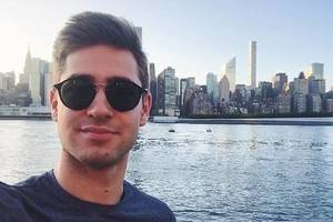 Путешествующий по миру россиянин объяснил рвение соотечественников в США