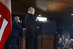 Путин изменил свою речь во время пресс-конференции на Аляске. Что об этом известно?