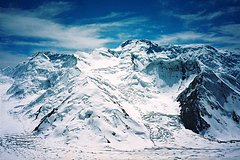 Сын альпинистки Наговициной призвал Краснова и Лаврова помочь спасти его мать