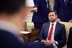 В Белом доме рассказали о подготовке встречи Путина и Зеленского