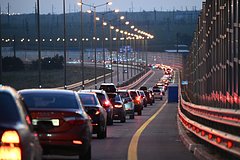 Водителей начнут лишать прав за одно нарушение на Крымском мосту